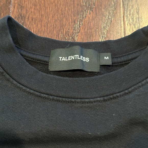 Talentless Unisex Black Crewneck Pullover Sweatshirt Size Medium Pre-Owned - Picture 4 of 4